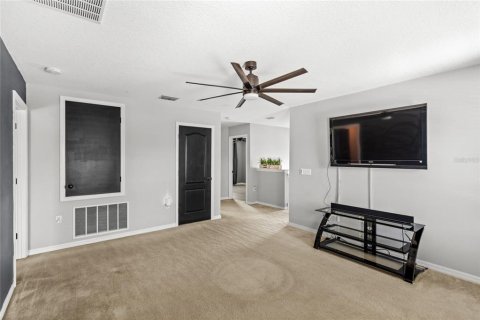 House in Orlando, Florida 4 bedrooms, 205.69 sq.m. № 1871020 - photo 21