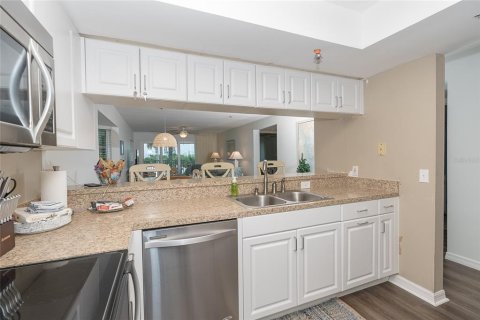 Copropriété à vendre à Placida, Floride: 2 chambres, 117.24 m2 № 916434 - photo 6