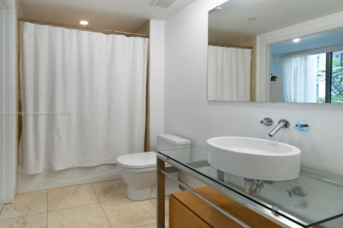 Купить кондоминиум в Майами-Бич, Флорида 3 спальни, 157.93м2, № 1958765 - фото 15