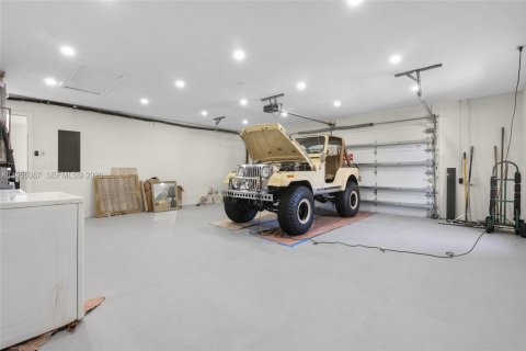 Villa ou maison à vendre à Cutler Bay, Floride: 3 chambres, 178 m2 № 2010876 - photo 30