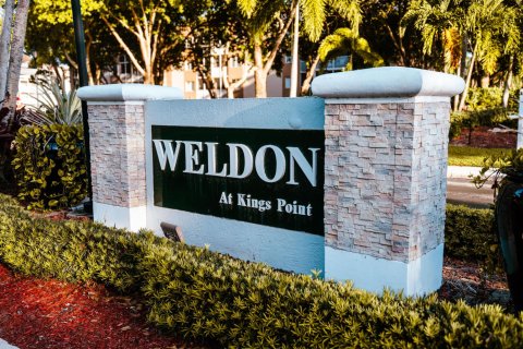Condo in Tamarac, Florida, 2 bedrooms № 2182063 - photo 29