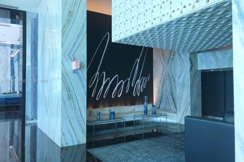 Condo in Miami, Florida  № 2058590 - photo 15