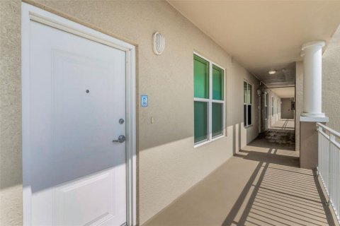 Condo in Clearwater, Florida, 3 bedrooms  № 1916495 - photo 4