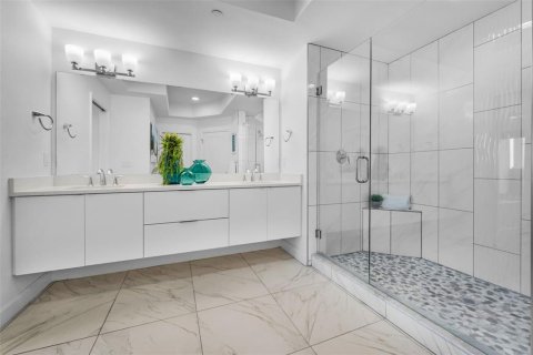 Condo in Clearwater, Florida, 3 bedrooms  № 1916495 - photo 12
