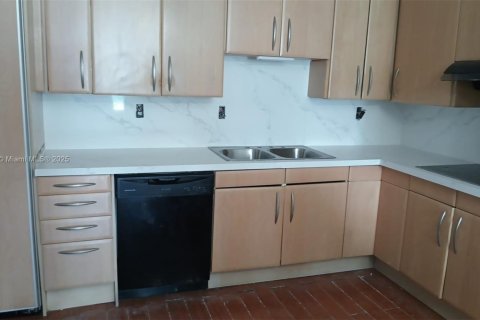 Condo in Sunny Isles Beach, Florida, 2 bedrooms  № 1864642 - photo 8