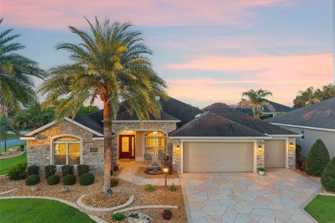 Casa en The Villages, Florida 3 dormitorios, 195.37 m2 № 2383537