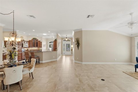 Casa en venta en The Villages, Florida, 3 dormitorios, 195.37 m2 № 2383537 - foto 6