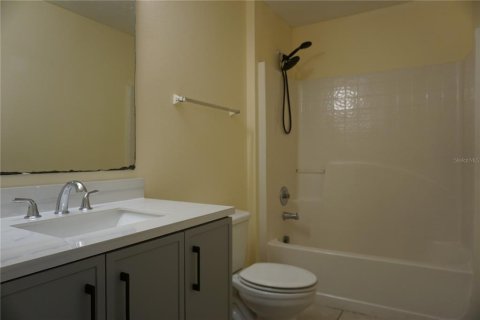 Villa ou maison à louer à Haines City, Floride: 4 chambres, 204.38 m2 № 2427616 - photo 16