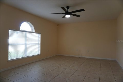 Villa ou maison à louer à Haines City, Floride: 4 chambres, 204.38 m2 № 2427616 - photo 7