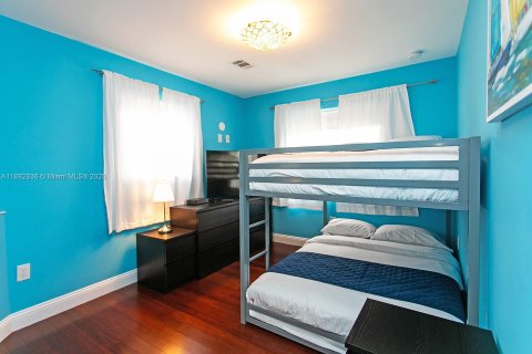 Купить виллу или дом в Холливуд, Флорида 6 спален, 217.02м2, № 1931901 - фото 20