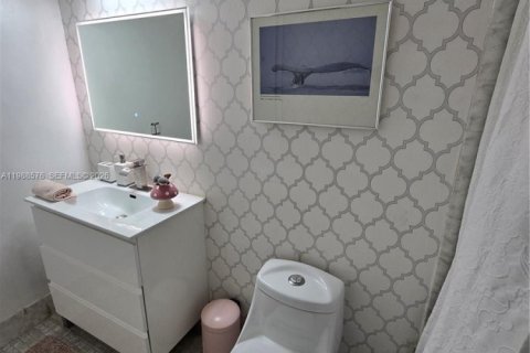 Condominio en venta en Aventura, Florida, 2 dormitorios, 121.05 m2 № 2050697 - foto 11