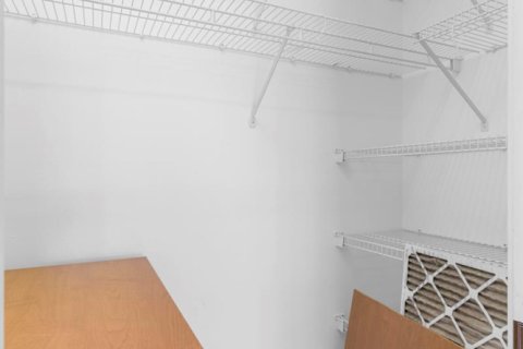 Condo in Deerfield Beach, Florida, 2 bedrooms № 2242813 - photo 18