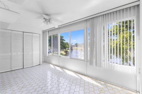 Condo in Deerfield Beach, Florida, 2 bedrooms № 2242813 - photo 21