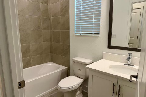 House in Tampa, Florida 5 bedrooms, 185.15 sq.m. № 2393839 - photo 17