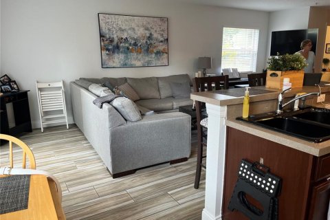 Touwnhouse à louer à Orlando, Floride: 3 chambres, 173.91 m2 № 2424168 - photo 8