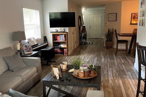 Touwnhouse à louer à Orlando, Floride: 3 chambres, 173.91 m2 № 2424168 - photo 11