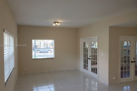 Adosado en alquiler en Weston, Florida, 3 dormitorios, 128.39 m2 № 2009287 - foto 5