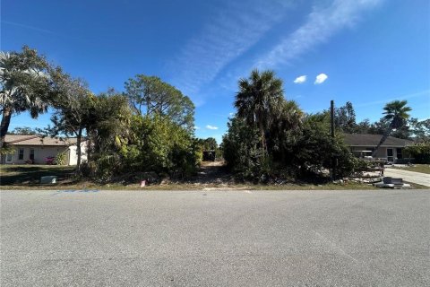 Land in North Port, Florida № 2201474 - photo 2