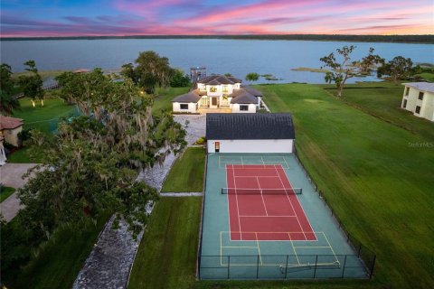 Casa en venta en Orlando, Florida, 6 dormitorios, 655.7 m2 № 2238429 - foto 2