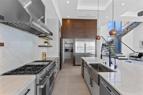 Casa en venta en Orlando, Florida, 6 dormitorios, 655.7 m2 № 2238429 - foto 17