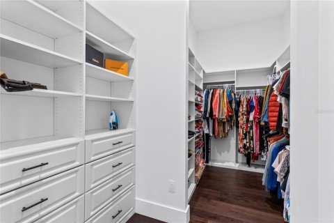 Casa en venta en Orlando, Florida, 6 dormitorios, 655.7 m2 № 2238429 - foto 28