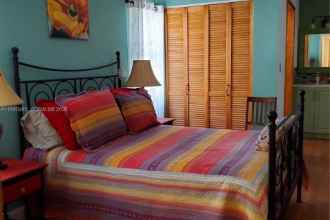 Condominio en venta en Miami Beach, Florida, 2 dormitorios, 82.22 m2 № 2043809 - foto 16