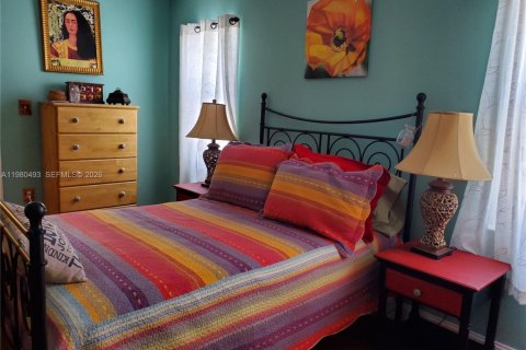 Condominio en venta en Miami Beach, Florida, 2 dormitorios, 82.22 m2 № 2043809 - foto 21