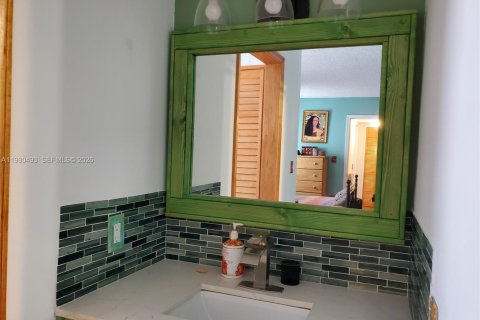 Condominio en venta en Miami Beach, Florida, 2 dormitorios, 82.22 m2 № 2043809 - foto 23