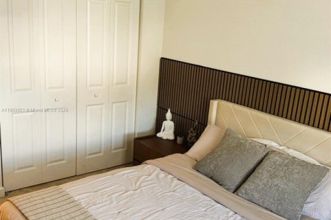 Снять в аренду таунхаус в Хомстед, Флорида 4 спальни, 169.08м2, № 1963324 - фото 30