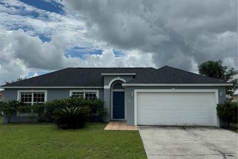 Villa ou maison à vendre à Kissimmee, Floride: 3 chambres, 139.82 m2 № 1591313 - photo 1