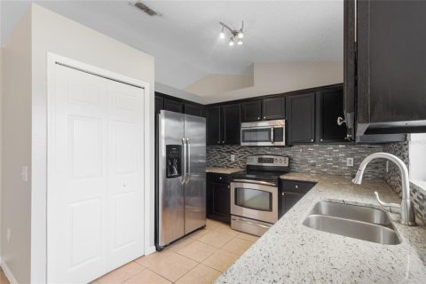 Villa ou maison à vendre à Kissimmee, Floride: 3 chambres, 139.82 m2 № 1591313 - photo 12