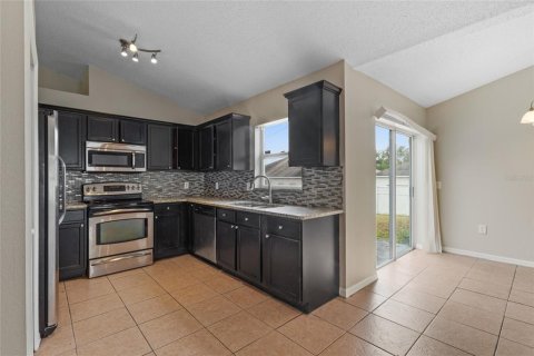 Villa ou maison à vendre à Kissimmee, Floride: 3 chambres, 139.82 m2 № 1591313 - photo 11