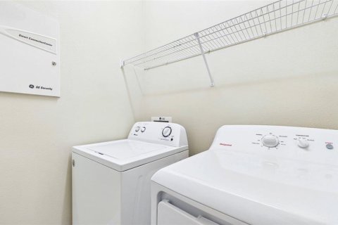 Touwnhouse à louer à Gibsonton, Floride: 3 chambres, 147.53 m2 № 2113497 - photo 14