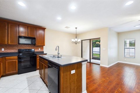 Touwnhouse à louer à Gibsonton, Floride: 3 chambres, 147.53 m2 № 2113497 - photo 2