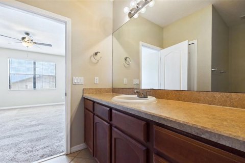 Touwnhouse à louer à Gibsonton, Floride: 3 chambres, 147.53 m2 № 2113497 - photo 16
