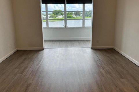 Купить кондоминиум в Бойнтон-Бич, Флорида 5 комнат, 62.71м2, № 2083043 - фото 8