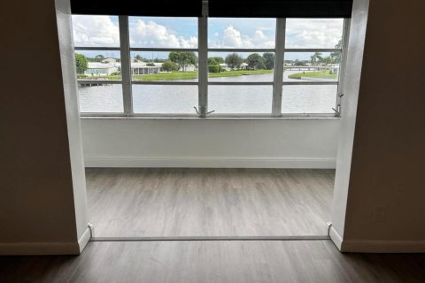 Купить кондоминиум в Бойнтон-Бич, Флорида 5 комнат, 62.71м2, № 2083043 - фото 9
