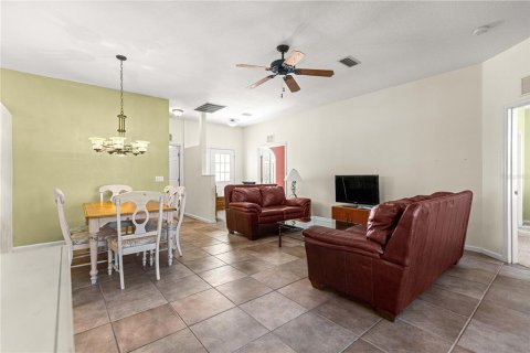 Villa ou maison à vendre à Ocala, Floride: 3 chambres, 137.96 m2 № 2098213 - photo 11
