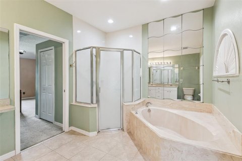 Villa ou maison à vendre à Deltona, Floride: 4 chambres, 195.09 m2 № 2285368 - photo 13
