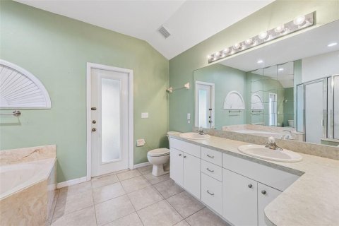 Villa ou maison à vendre à Deltona, Floride: 4 chambres, 195.09 m2 № 2285368 - photo 14