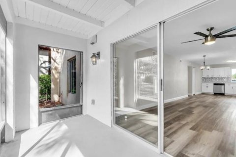 Copropriété à louer à Tampa, Floride: 2 chambres, 100.06 m2 № 2097666 - photo 13