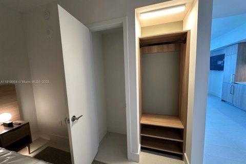 Copropriété à vendre à Miami, Floride: 1 chambre, 43.01 m2 № 1937434 - photo 11