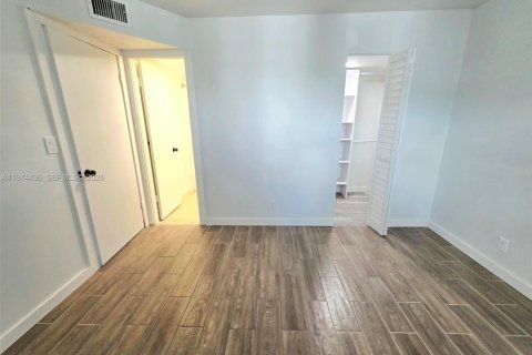 Copropriété à vendre à Oakland Park, Floride: 2 chambres, 90.58 m2 № 2041231 - photo 22