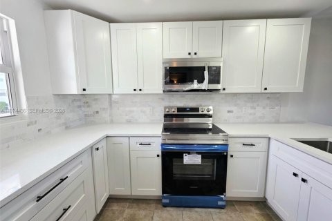 Copropriété à vendre à Oakland Park, Floride: 2 chambres, 90.58 m2 № 2041231 - photo 5