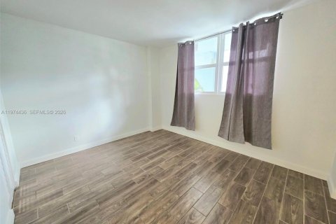 Copropriété à vendre à Oakland Park, Floride: 2 chambres, 90.58 m2 № 2041231 - photo 17