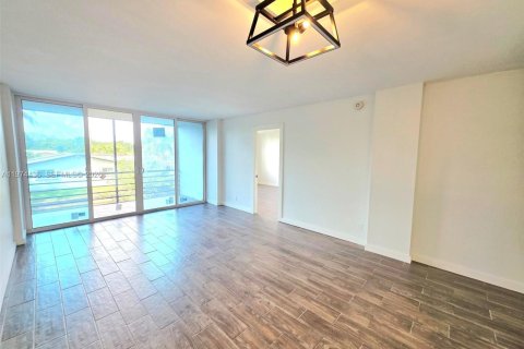 Copropriété à vendre à Oakland Park, Floride: 2 chambres, 90.58 m2 № 2041231 - photo 8