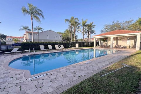 Townhouse in Palm Harbor, Florida 3 bedrooms, 235.79 sq.m. № 2273302
