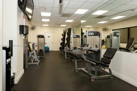 Condominio en alquiler en Hallandale Beach, Florida, 2 dormitorios, 108.23 m2 № 2026656 - foto 18