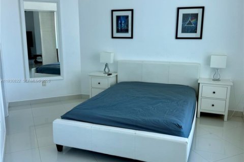 Condo in Miami, Florida, 1 bedroom № 1989308 - photo 22