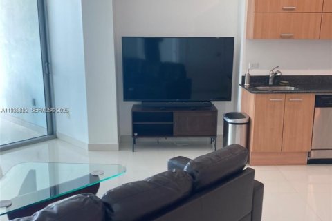 Condominio en alquiler en Miami, Florida, 1 dormitorio, 71.35 m2 № 1989308 - foto 22